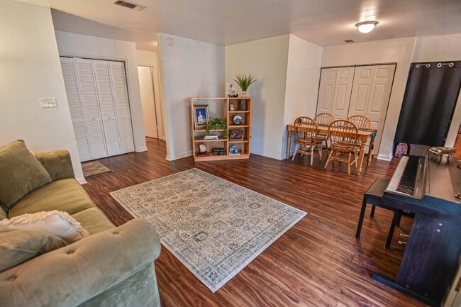 809 California St in Tallahassee, FL - Building Photo - Building Photo