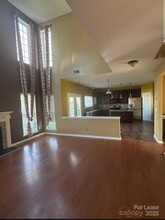 11018 Amherst Glen Dr in Charlotte, NC - Building Photo - Building Photo
