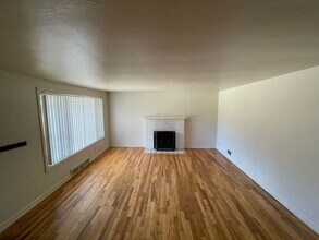 2635 Summer St SE in Salem, OR - Building Photo - Building Photo