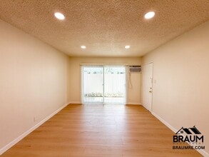 5433 Sepulveda Blvd in Los Angeles, CA - Building Photo - Building Photo