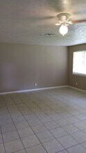 2901 Rose Ln in Groves, TX - Building Photo - Building Photo