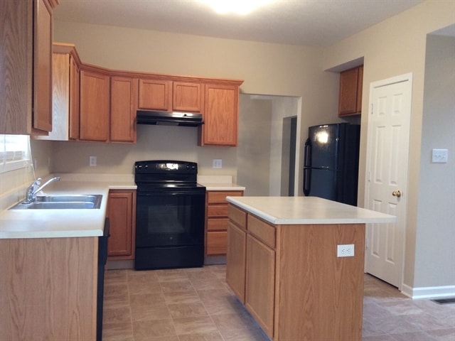 5745 Turnbull Ct in Carmel, IN - Building Photo - Building Photo