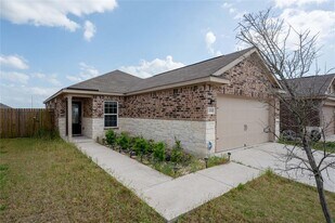 13333 Harry S Truman Dr in Manor, TX - Building Photo