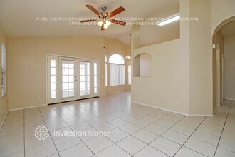 8374 W Audrey Ln in Peoria, AZ - Building Photo - Building Photo