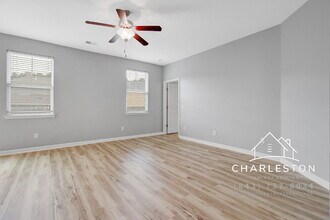 403 War Admiral Ln in Moncks Corner, SC - Building Photo - Building Photo