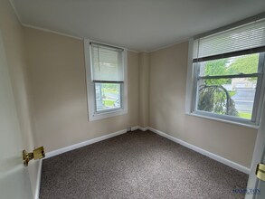 13 Wylie St in Hamilton, NY - Building Photo - Building Photo