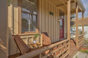 750 Laurel Ave, Unit Main in Pacific Grove, CA - Building Photo