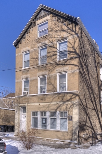 2246 W Belden in Chicago, IL - Building Photo - Building Photo