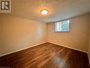 9 Macville Ave in Kitchener, ON - Building Photo - Building Photo