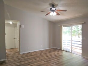 9607 Vinca Cir in Charlotte, NC - Building Photo - Building Photo