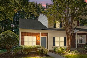 10660 Holly Ridge Blvd in Charlotte, NC - Building Photo - Building Photo