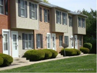 Linconwood Circle Townhomes in Springfield, IL - Building Photo