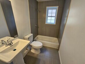 17 Old Allamuchy Rd in Hackettstown, NJ - Building Photo - Building Photo