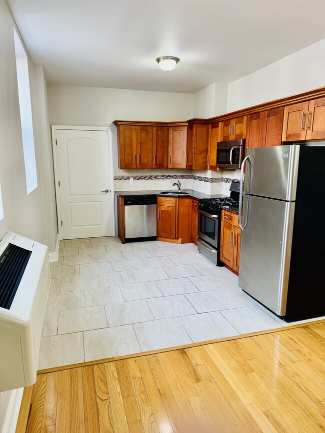 45 S Broadway, Unit 2A