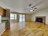 329 W Wescott Dr in Phoenix, AZ - Building Photo - Building Photo