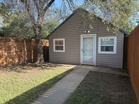 2618 22nd St in Lubbock, TX - Building Photo