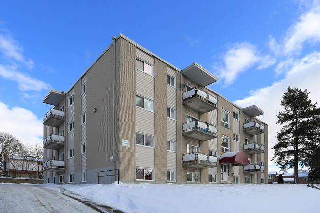 216 Thaler Ave