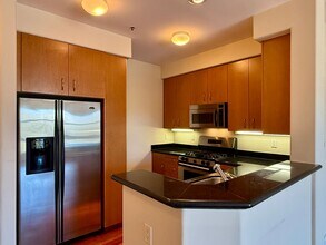851 Van Ness Ave in San Francisco, CA - Building Photo - Building Photo