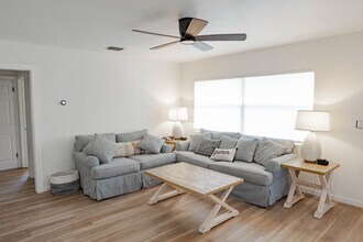 704 Yelvington Ave in Clearwater, FL - Building Photo - Building Photo