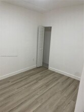 7390 SW 30th Terrace in Miami, FL - Building Photo - Building Photo
