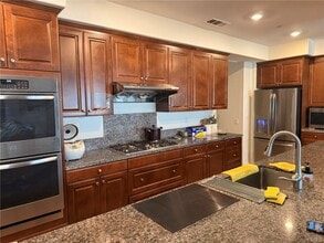 6938 Bank Side Dr in Jurupa Valley, CA - Building Photo - Building Photo