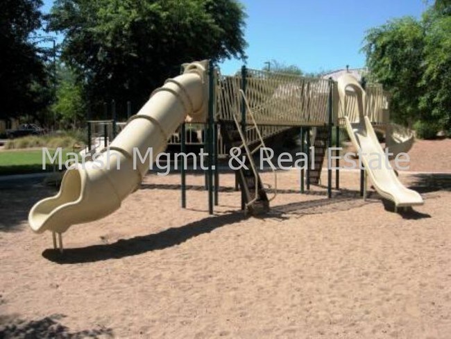 2791 E Terrace Ave in Gilbert, AZ - Foto de edificio - Building Photo