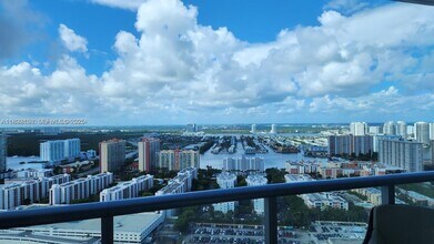 17001 Collins Ave, Unit 05 in Sunny Isles Beach, FL - Building Photo - Building Photo