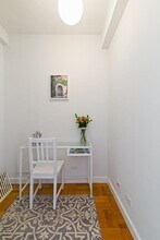 30 E 37th St in New York, NY - Building Photo - Building Photo