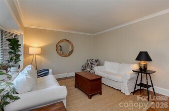 1308 Mockingbird Ln in Charlotte, NC - Building Photo - Building Photo