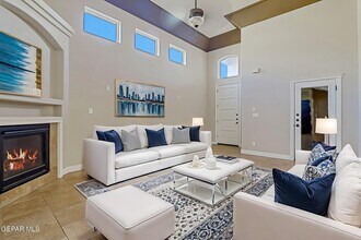 3625 Grand Bahamas Dr in El Paso, TX - Building Photo - Building Photo