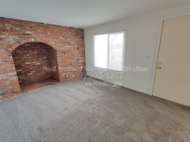 729 S Fir St in Kennewick, WA - Building Photo - Building Photo