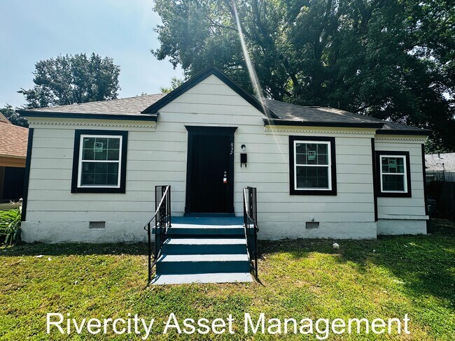 property at 857 Bowen Cir