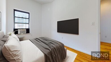 96 3rd Ave in New York, NY - Building Photo - Building Photo