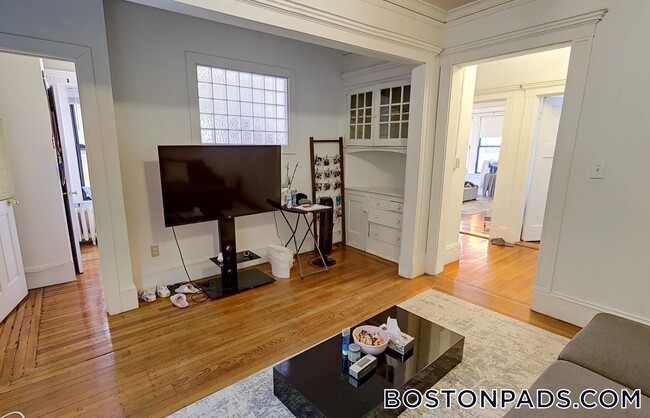 452 Park Dr in Boston, MA - Building Photo - Building Photo