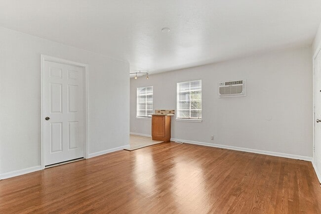 1390 Alton St in Aurora, CO - Building Photo - Building Photo