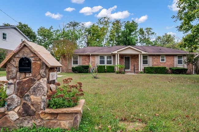 7453 Harrow Dr in Nashville, TN - Building Photo - Building Photo