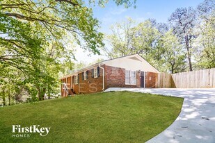 3548 Birchwood Dr in Winston, GA - Building Photo