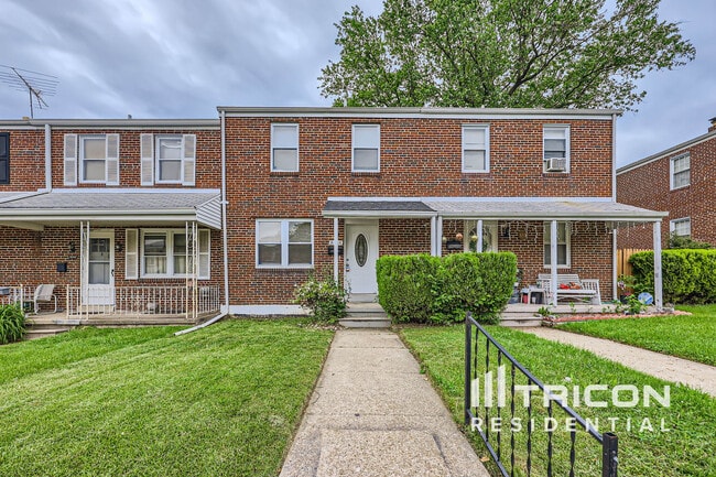 property at 8516 Willow Oak Rd