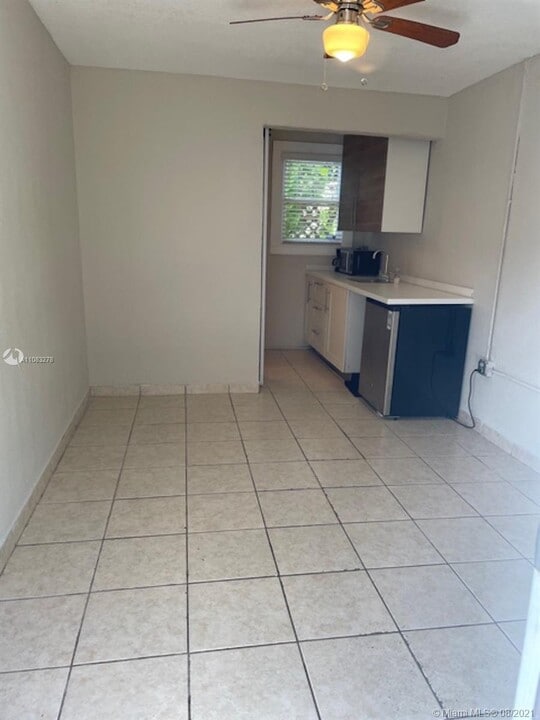 1512 SW 10th St-Unit -2 in Miami, FL - Building Photo