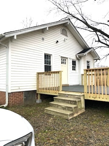 1026 Kennedy Rd in Thomasville, NC - Building Photo - Building Photo