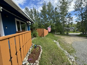 2661 N Cottonwood Loop in Wasilla, AK - Building Photo - Building Photo