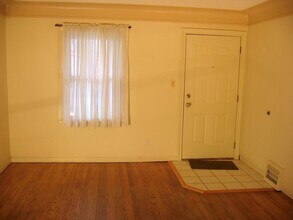 20975 Ontaga St in Farmington Hills, MI - Building Photo - Building Photo