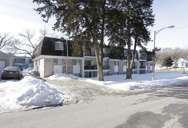 Northbrook Apartments in Omaha, NE - Foto de edificio - Building Photo