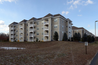 Kensington Court in Lakeville, MA - Foto de edificio - Building Photo