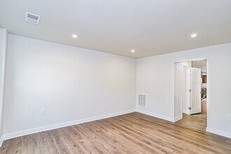 513 Roan Creek Trl in Anderson, SC - Building Photo - Building Photo