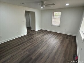 148 Johnson Dr in Athens, GA - Building Photo - Building Photo