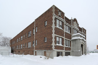 406 Lake Ave in Rochester, NY - Building Photo - Building Photo