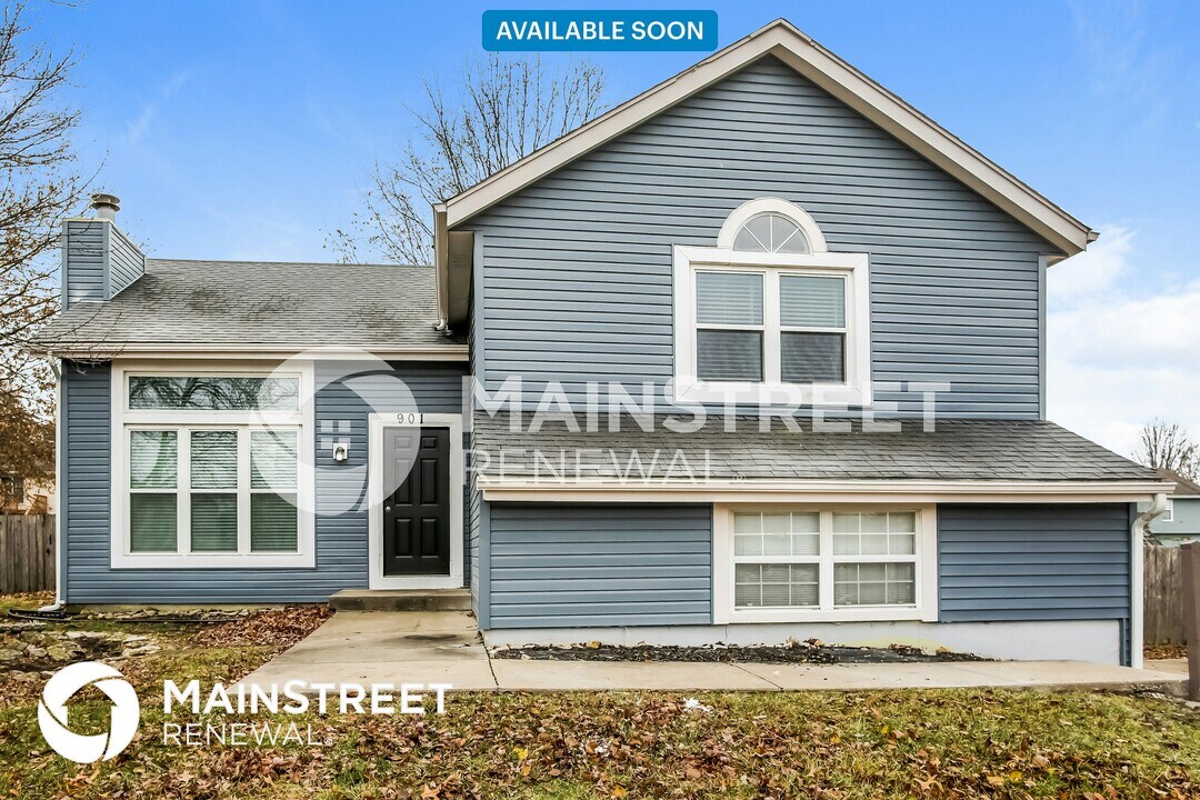 901 Courtland Ct in Belton, MO - Building Photo