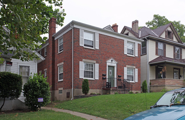 1923 Auburn Ave in Dayton, OH - Foto de edificio - Building Photo