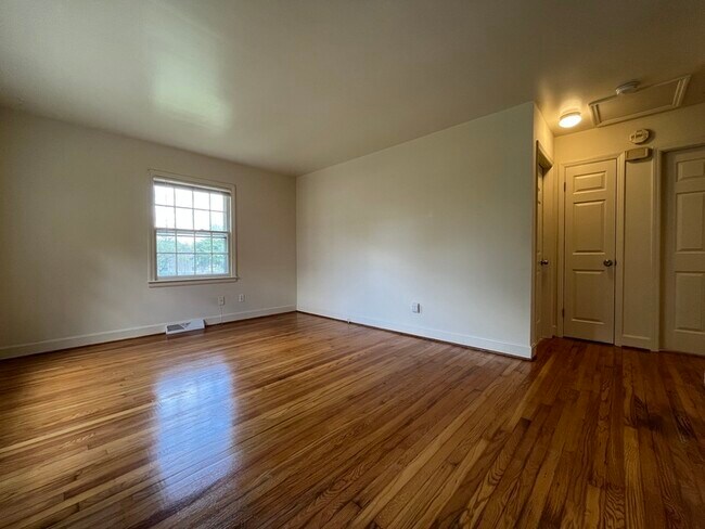 7320 Briardale Dr in Charlotte, NC - Building Photo - Building Photo